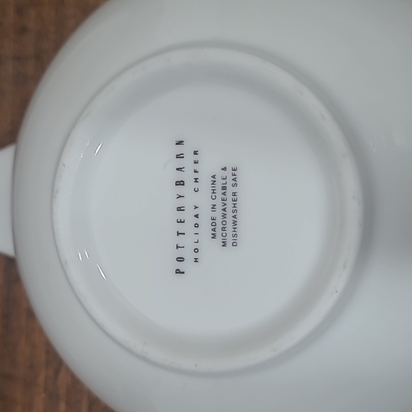 EUC Pottery Barn Holiday Cheer Ornament Bowls Set of 4 Berry Bowls Candy Bowls - Picture 6 of 12